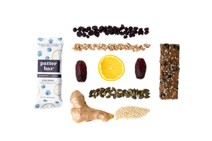 
            
                Load image into Gallery viewer, Ingredients for Blueberry Lemon Whole Food Energy Bar displayed: unsweetened, no oil added blueberries, roasted without oil or salt sunflower seeds, roasted without oil or salt pepitas, organic medjool dates, and lemon zest
            
        
